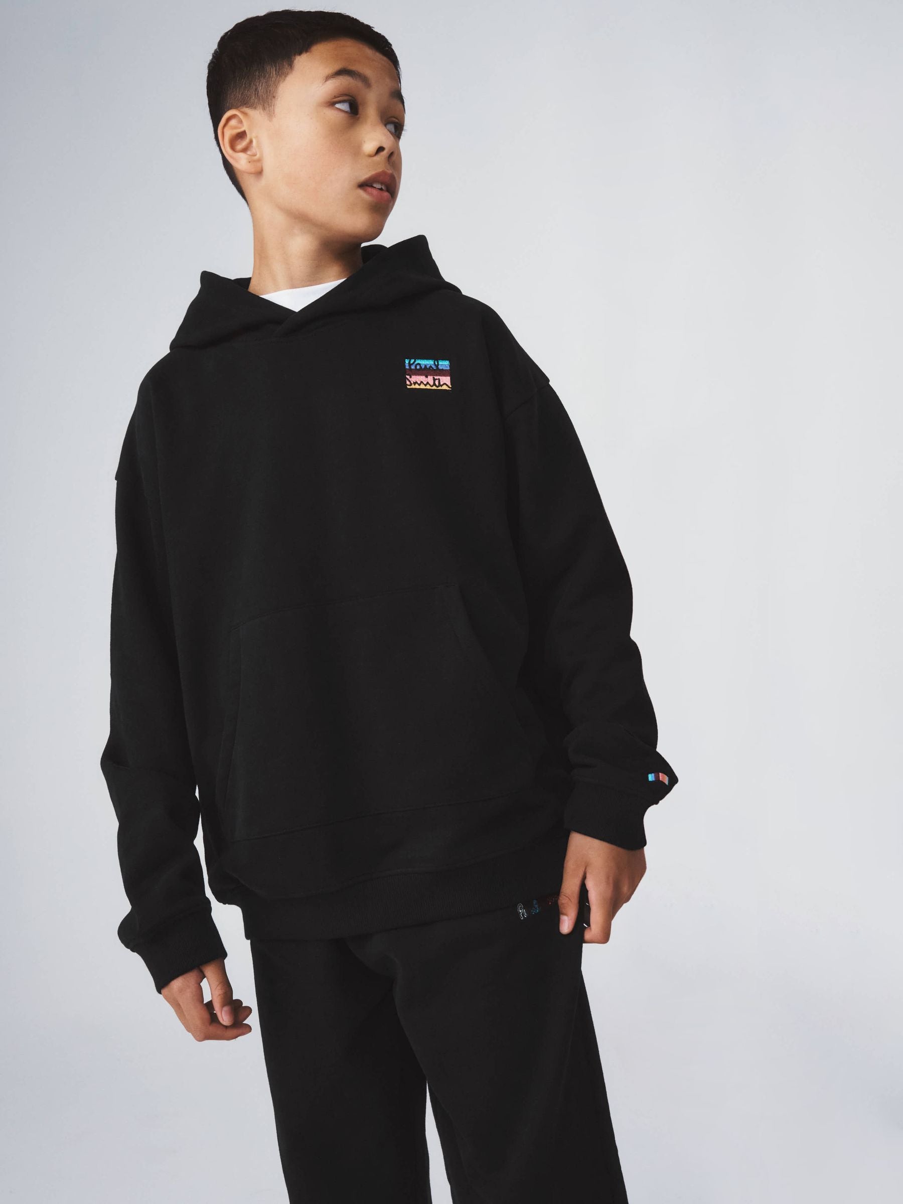 Dsiney Kidz - Paul Smith Junior Black Graphic Hoodie and Joggers Set image 3