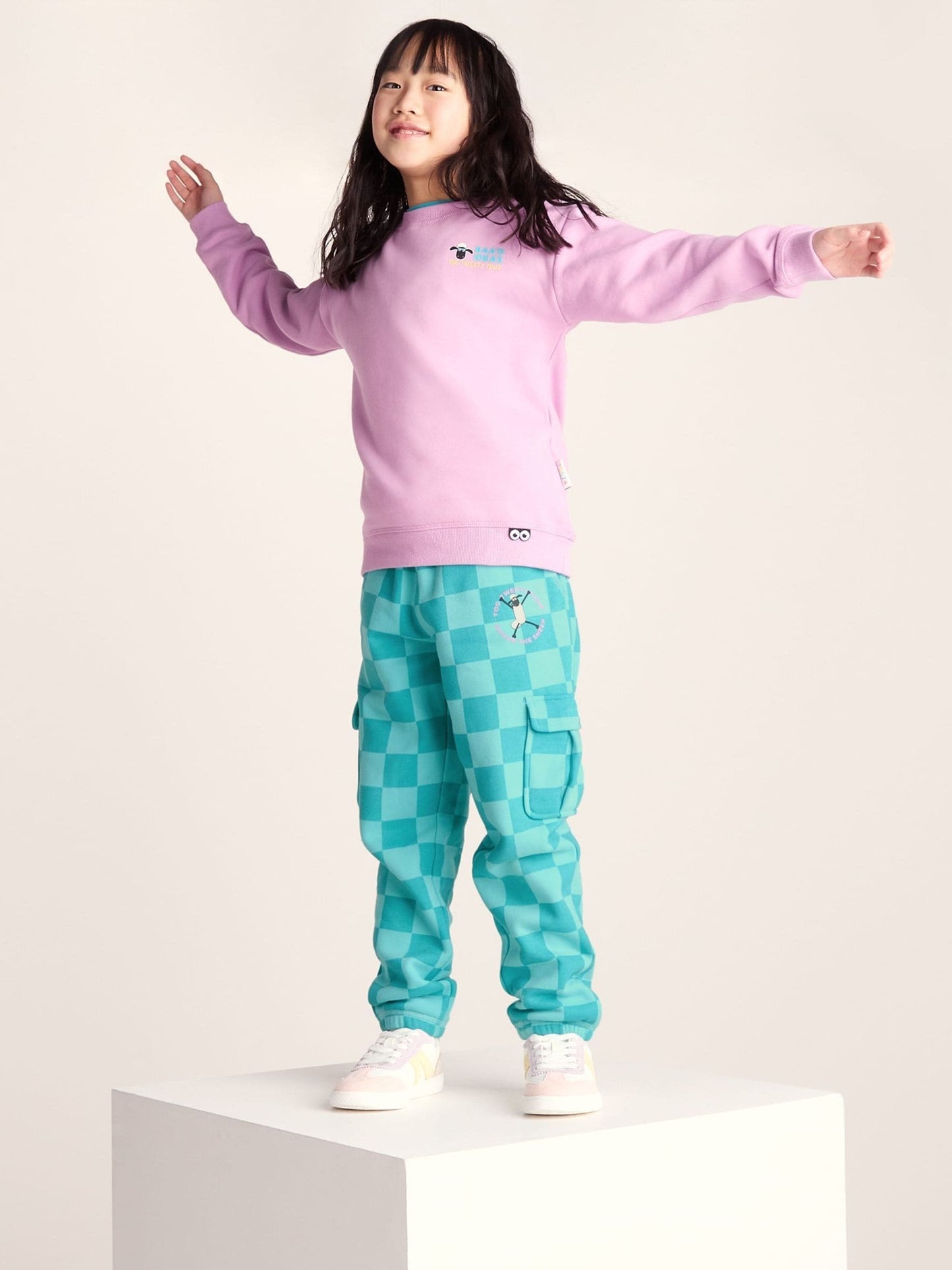 Tog 24 Green Polypay Shaun the Sheep Sweat Pant image 4