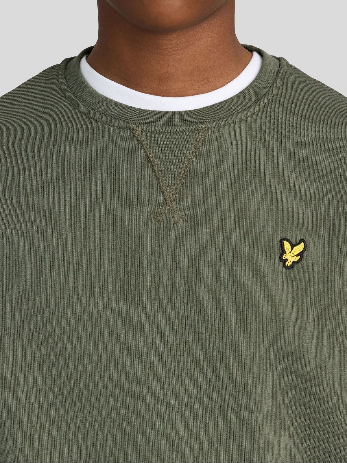 Dsiney Kidz - Lyle & Scott Green Crew Neck Boys Sweatshirt image 3