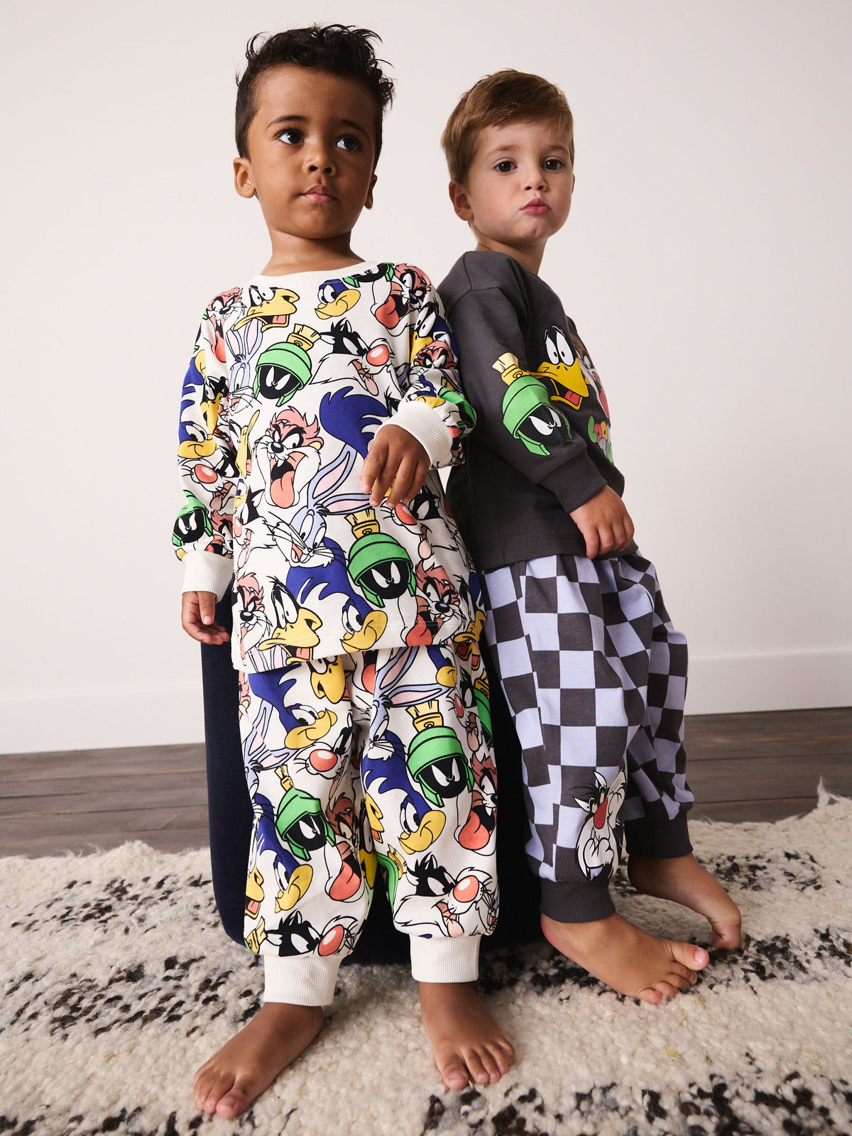 Charcoal/Neutral Looney Tunes Oversized Pyjamas 2 Pack (9mths-8yrs) - image 1