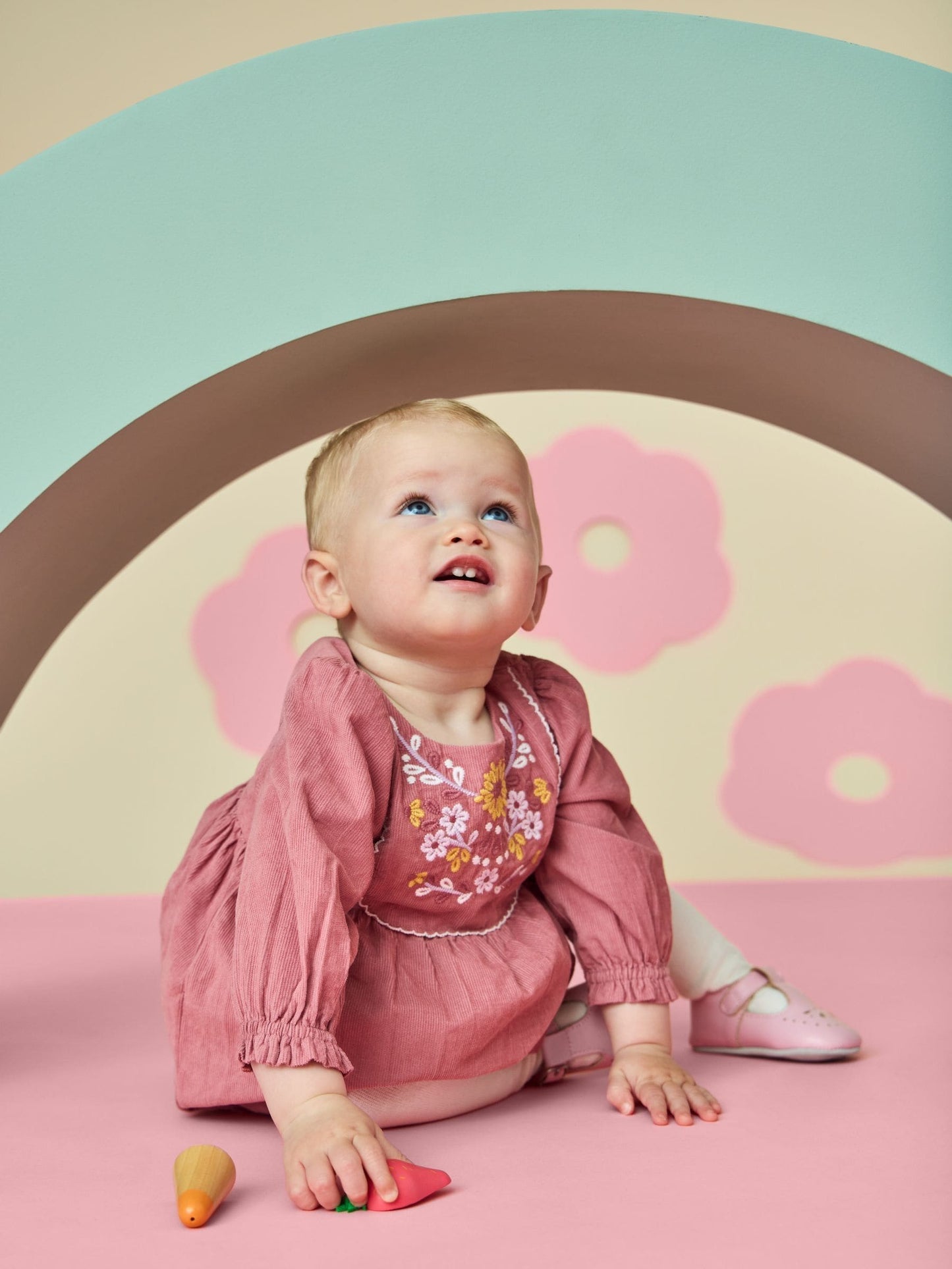 Dsiney Kidz - Jojo Maman Bébé Dusky Pink Embroidered Dress Set image 2