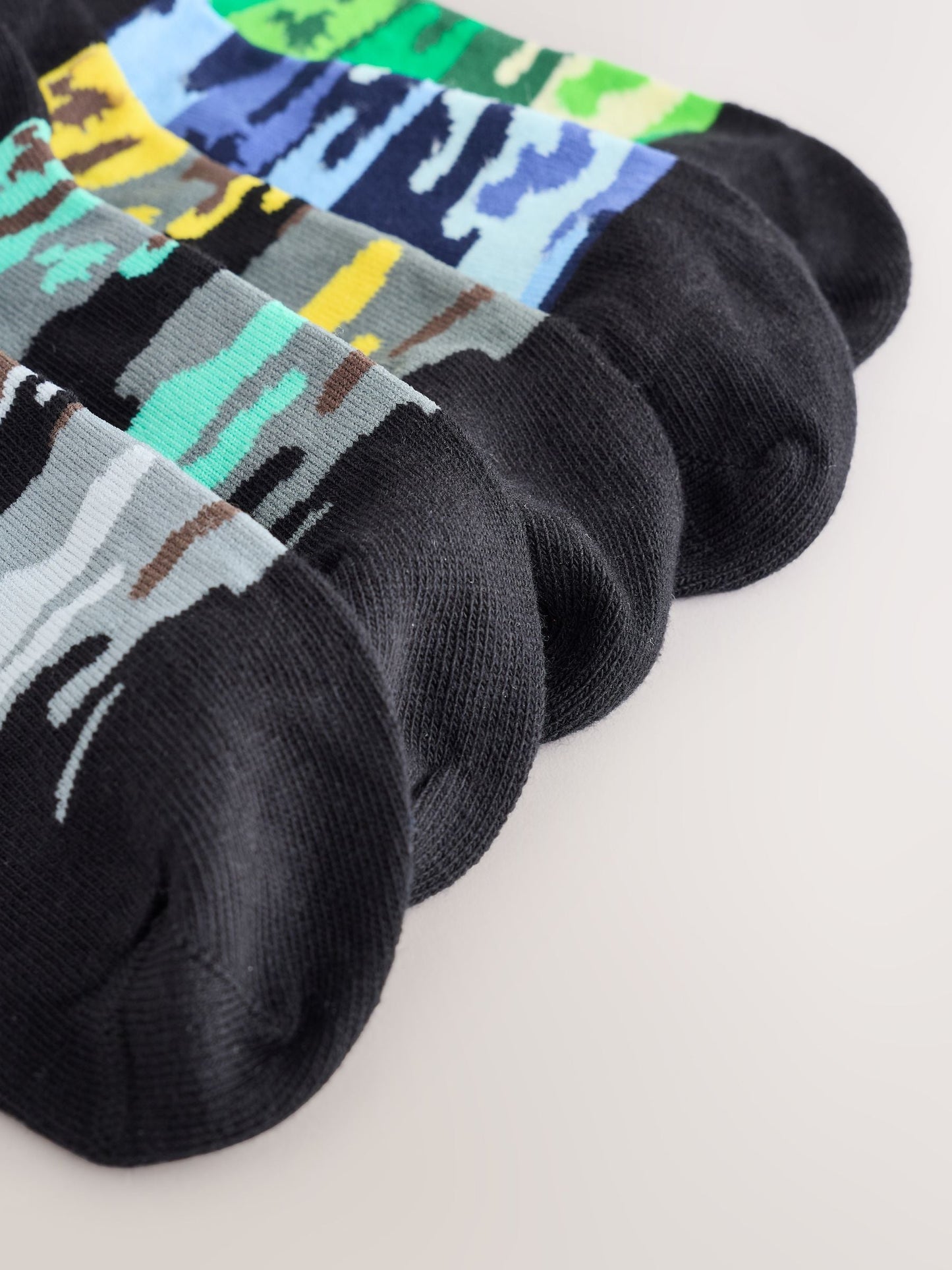 Dsiney Kidz - Fortnite Black Cotton Rich Socks 5 Pack image 2