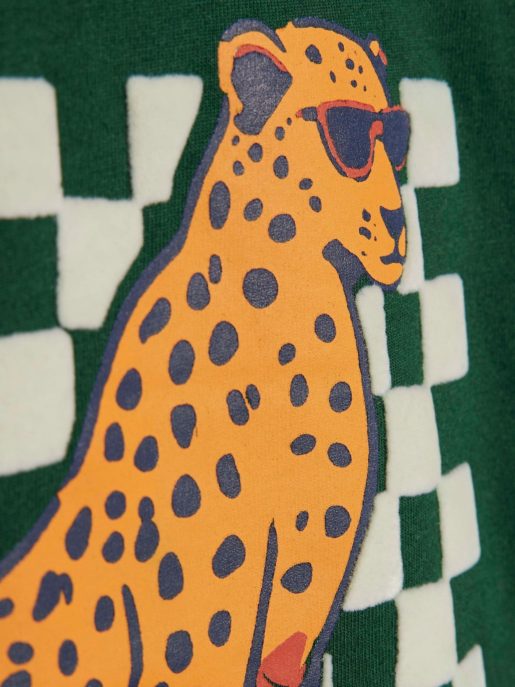 Dsiney Kidz - River Island Green Leopard Print T-Shirt image 4