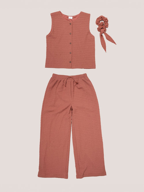 Dsiney Kidz - Miss Red Textured Top Wide Leg Trousers And Scrunchie Outfit Set image 1