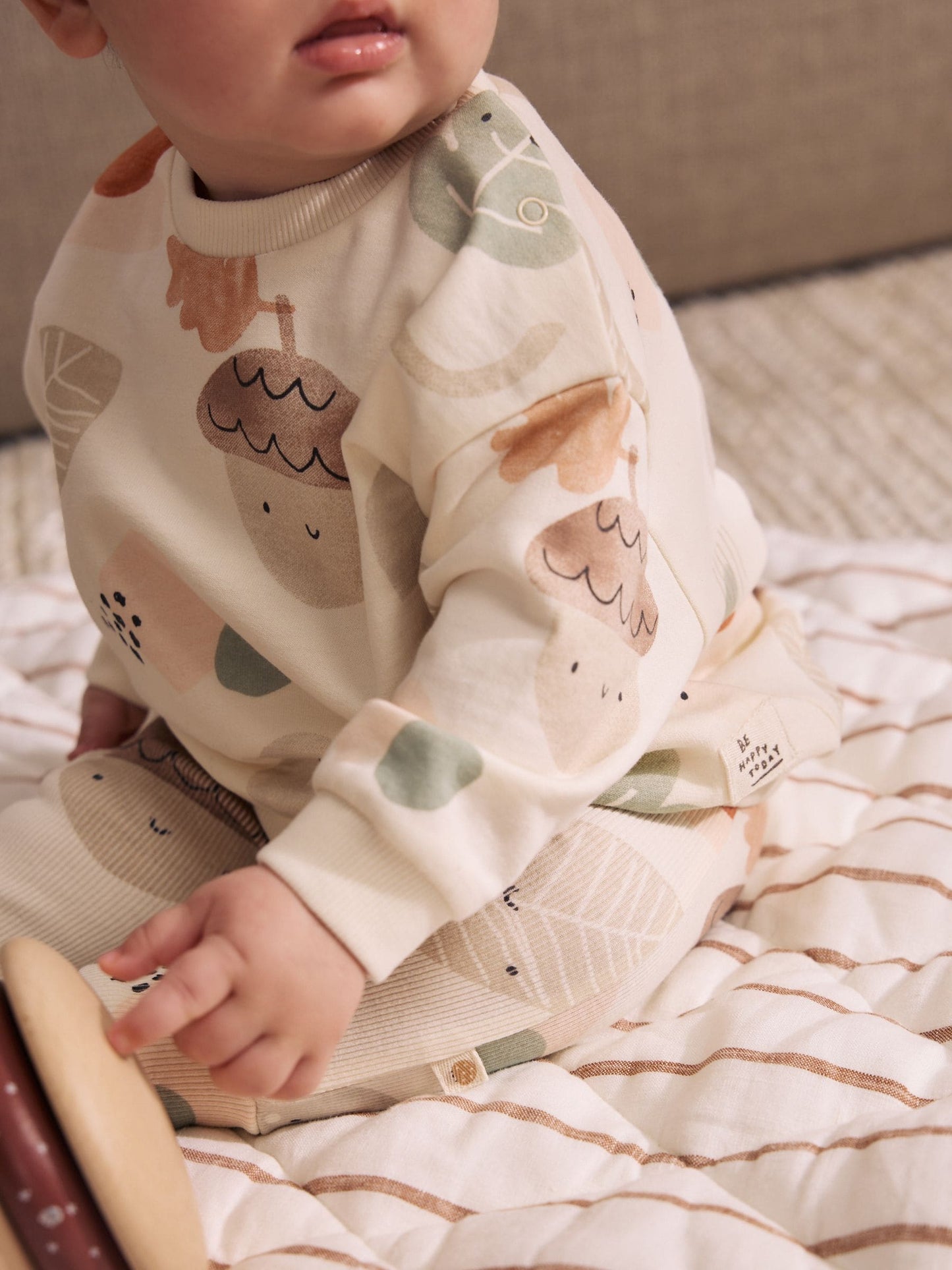 Dsiney Kidz - Neutral Autumn Print Sweatshirt and Leggings Baby Set (0mths-2yrs) (0mths-2yrs) image 3