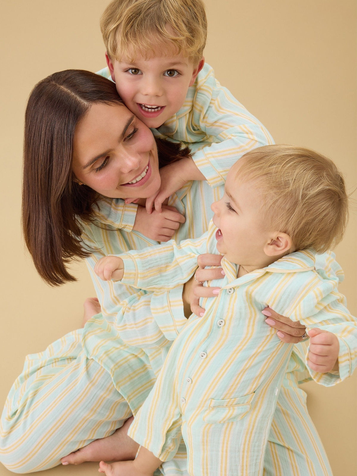 MORI Cream Stripe Pyjamas Set - image 4