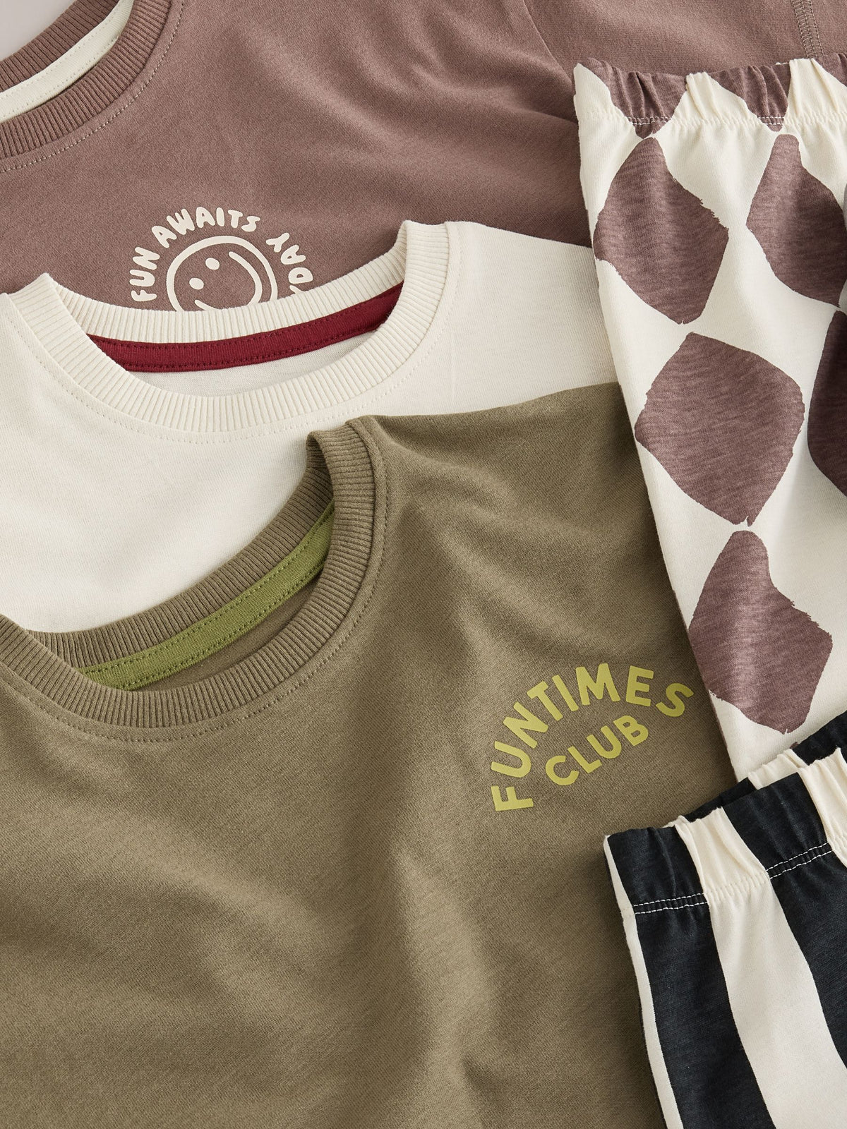 Khaki/Grey/Maroon Shorts Pyjamas 3 Pack (9mths-12yrs) - image 8