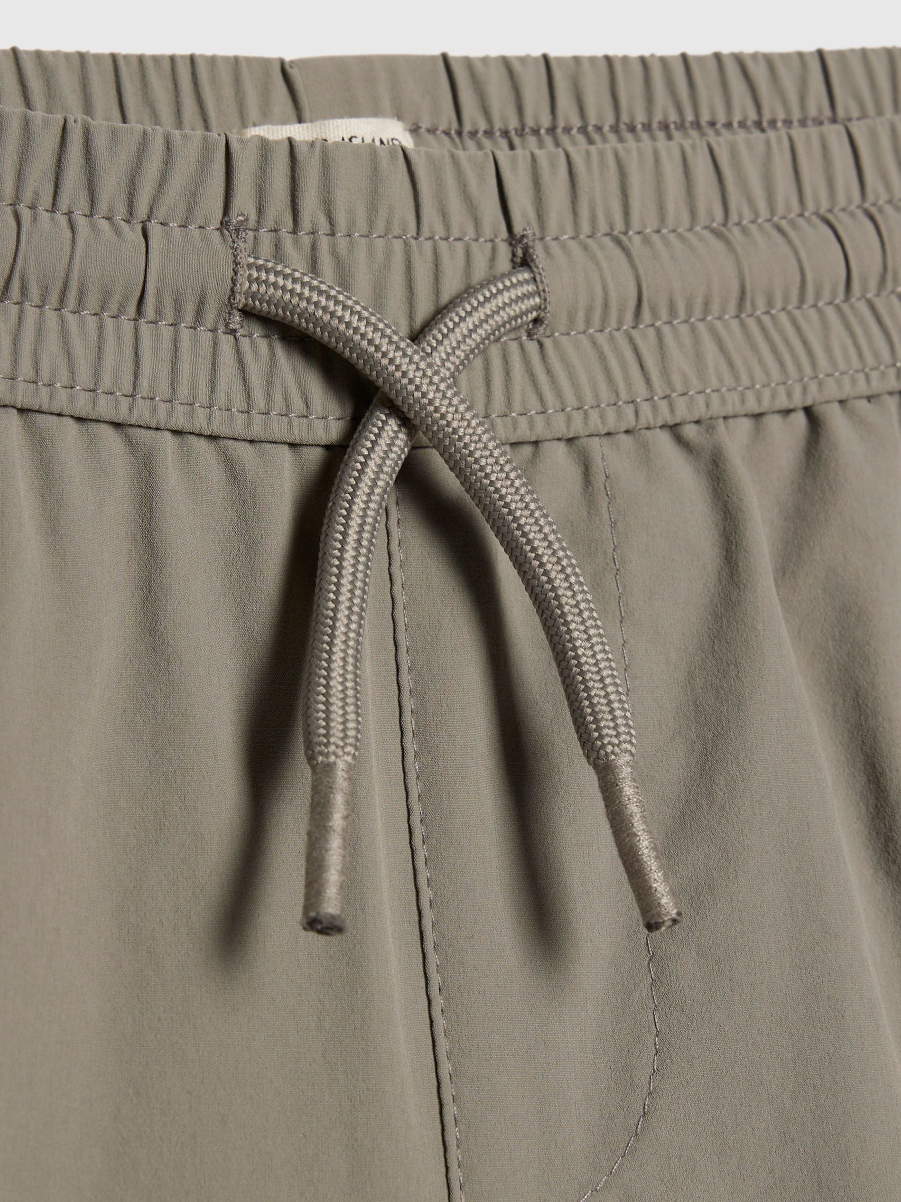 Dsiney Kidz - River Island Grey Zip Pocket Cargo Shorts image 3