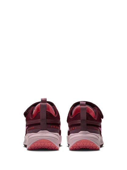 Dsiney Kidz - Nike Red Junior Star Runner Utility Trainers image 4