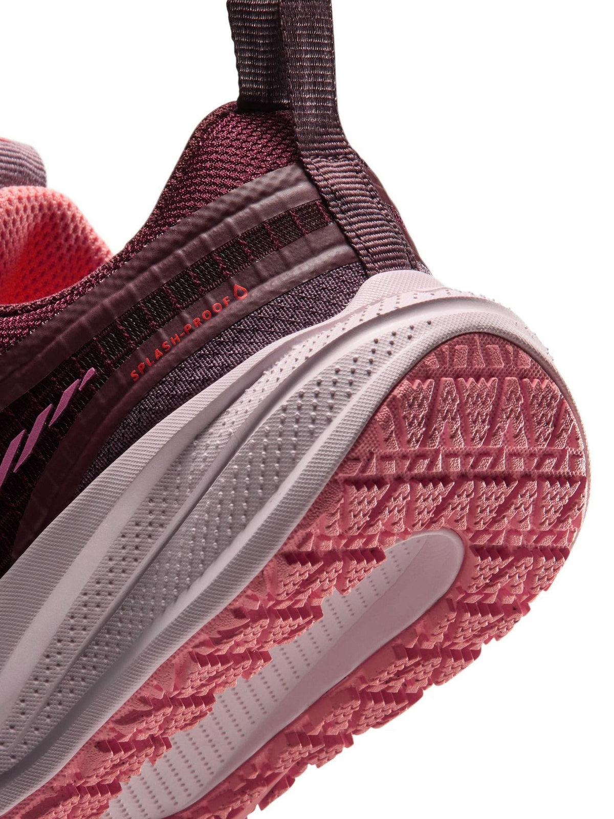 Dsiney Kidz - Nike Red Junior Star Runner Utility Trainers image 9