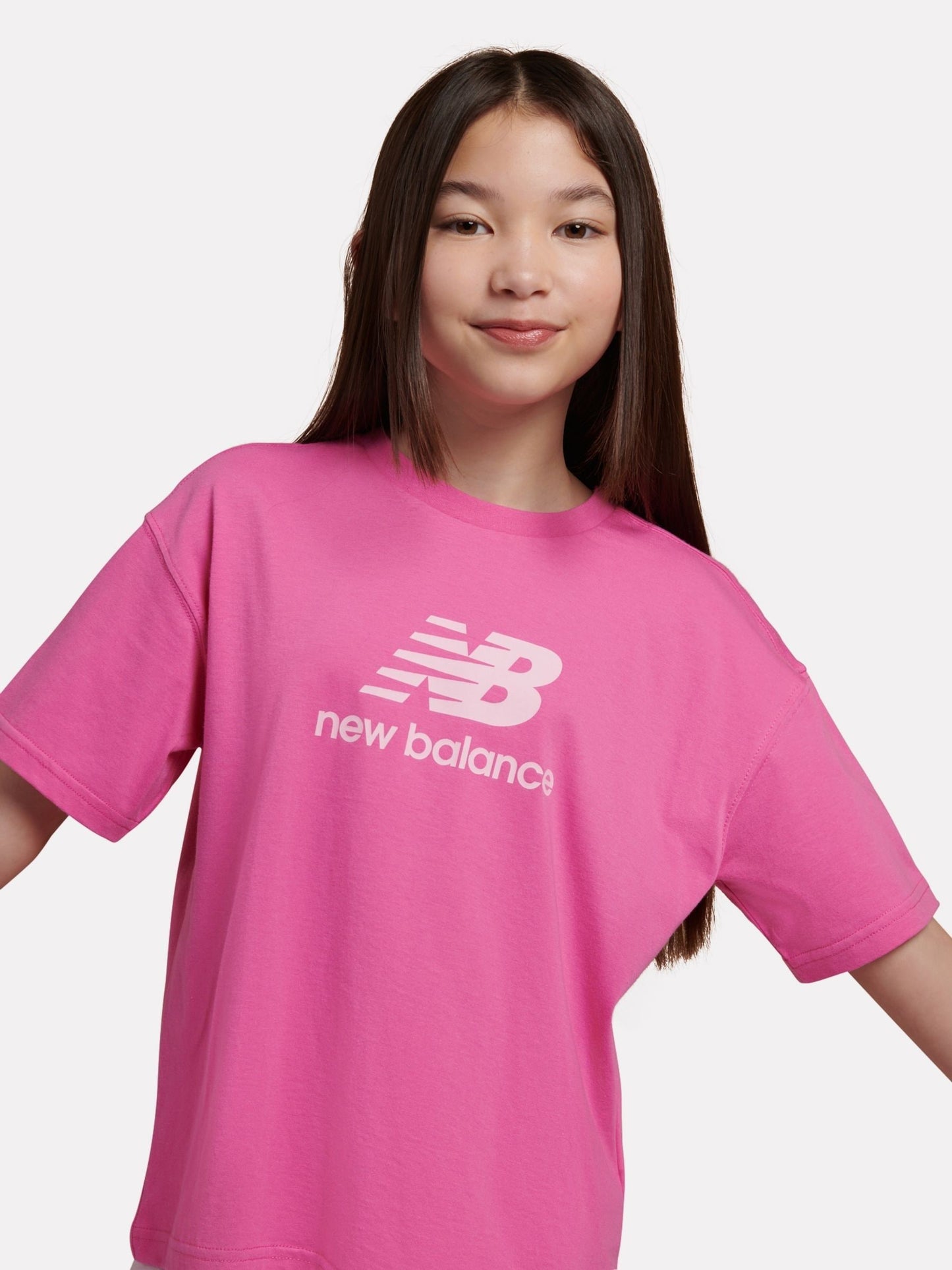 Dsiney Kidz - New Balance Pink Stacked Logo T-Shirt and Cycle Shorts Set image 4