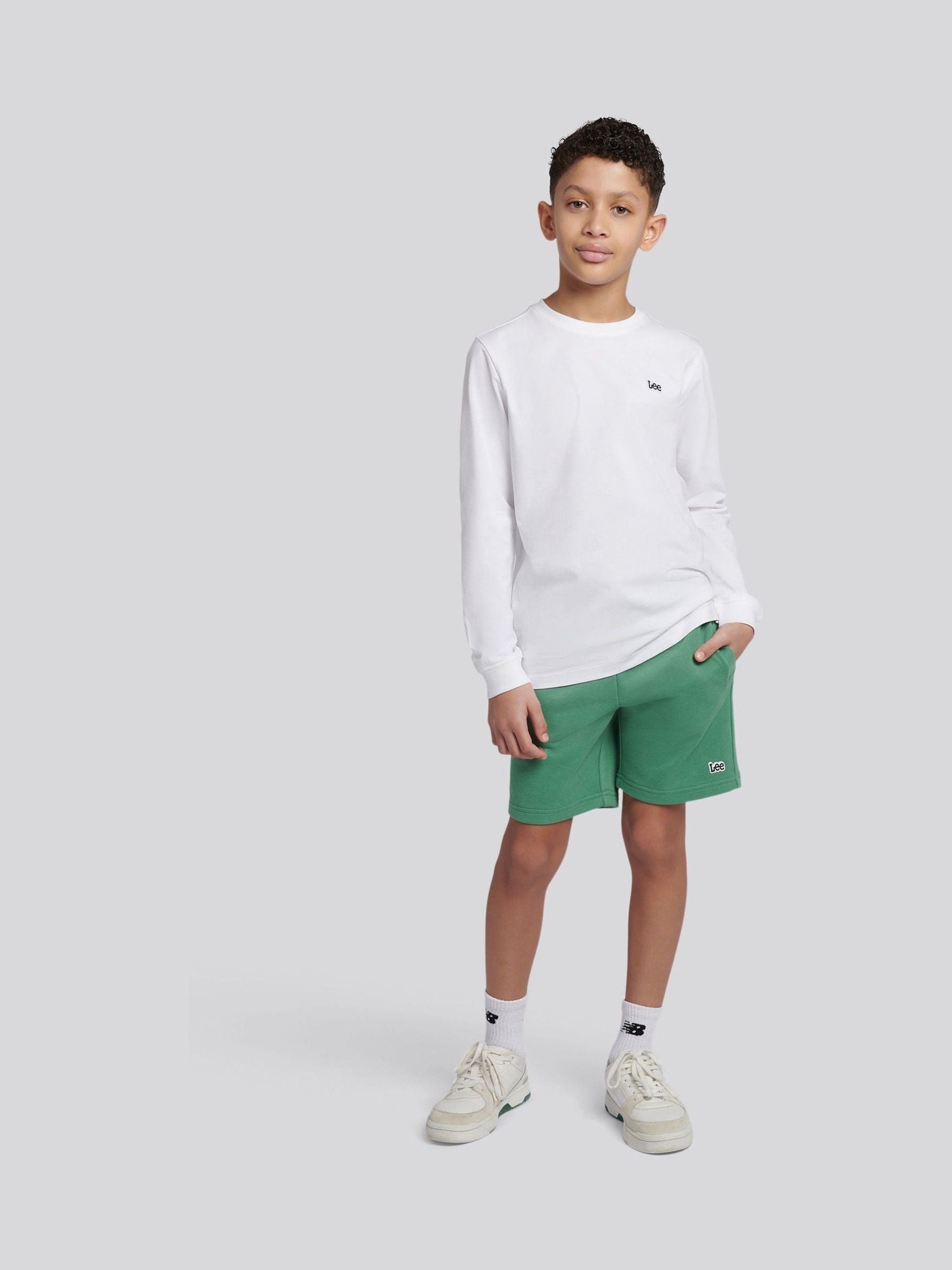 Dsiney Kidz - Lee Green Loopback Fleece Badge Shorts image 3