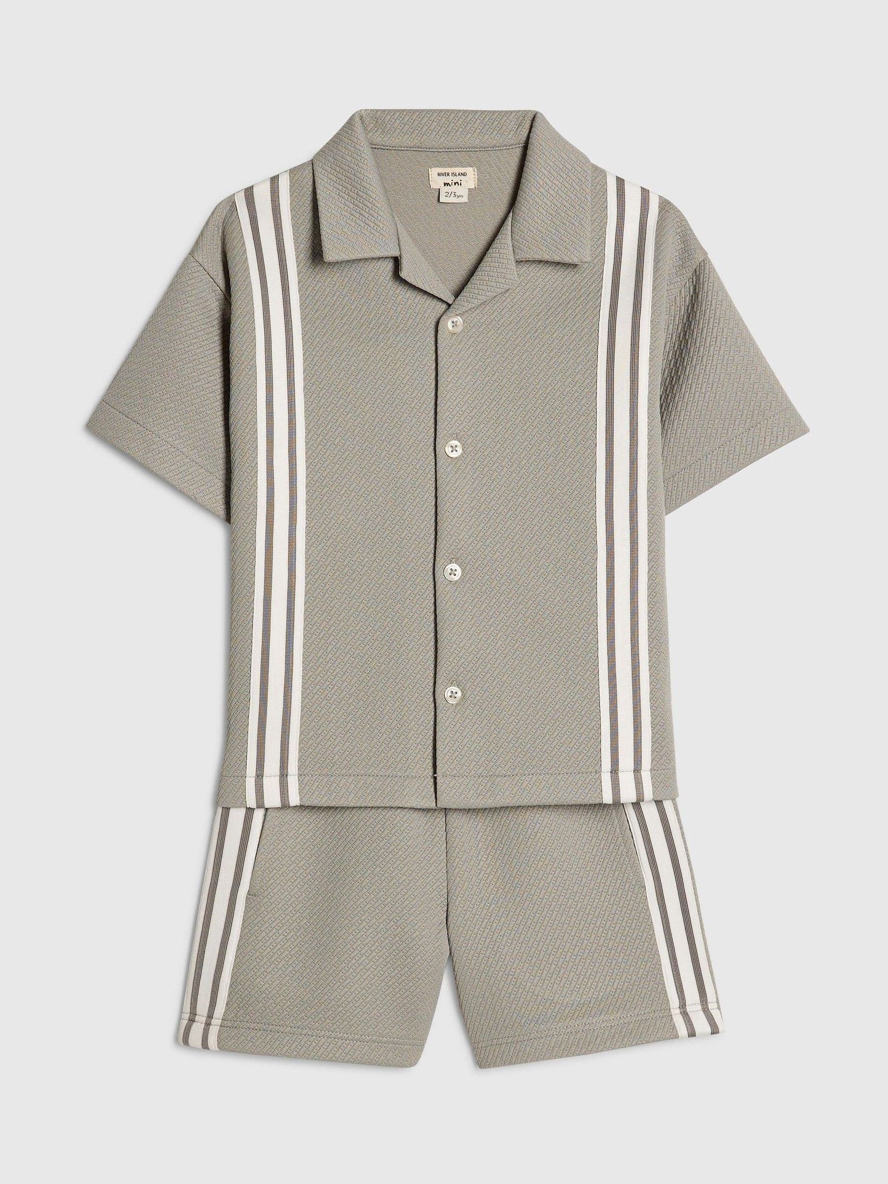 Dsiney Kidz - River Island Green Oversized Stripe Revere Shirt & Shorts Set image 2