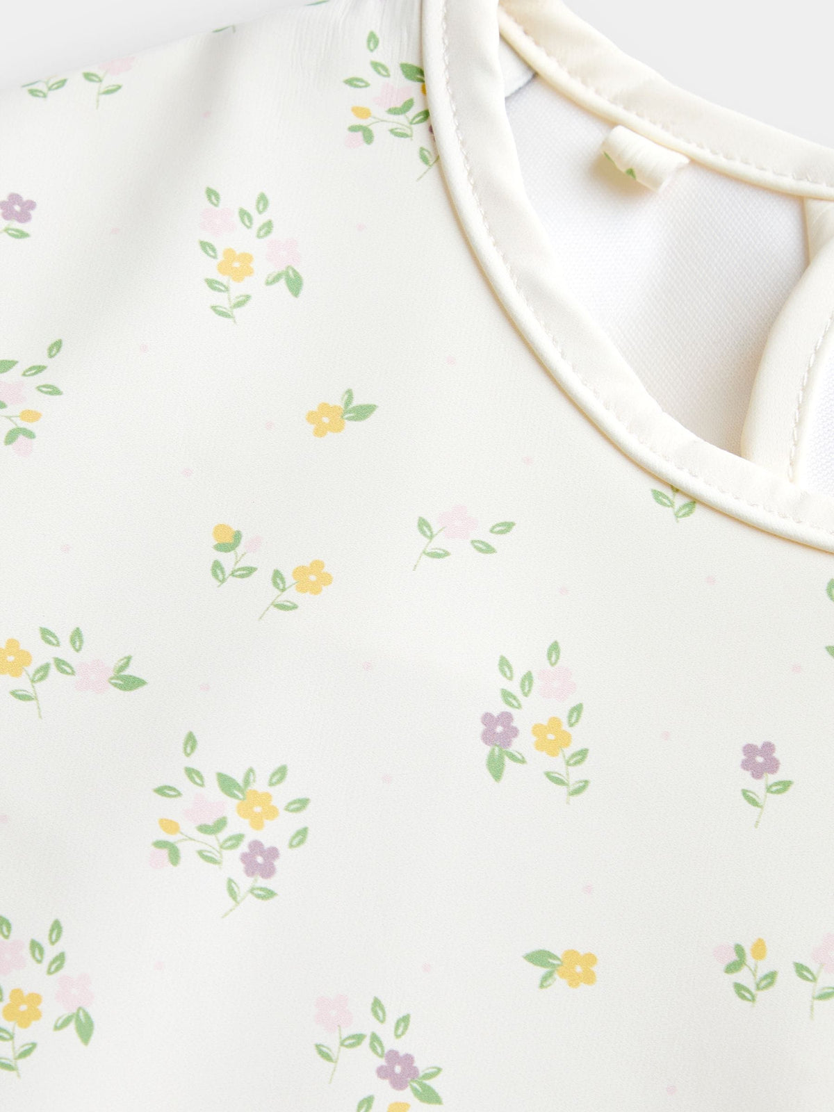 JoJo Maman Bébé Yellow Florals 2-Pack Sleeve Bib Set - image 7