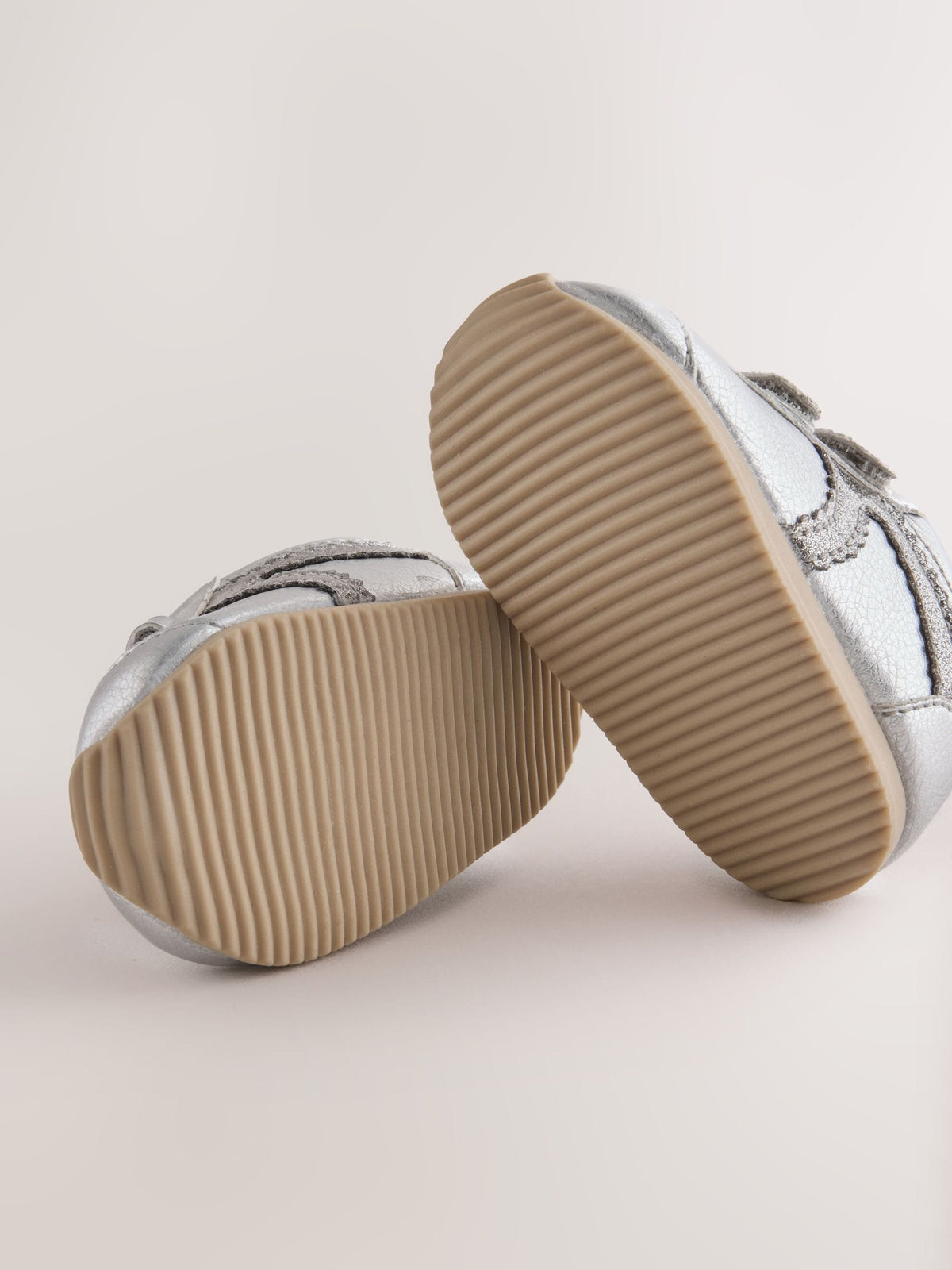 Dsiney Kidz - Silver Metallic Baby Touch Fastening Trainers image 3