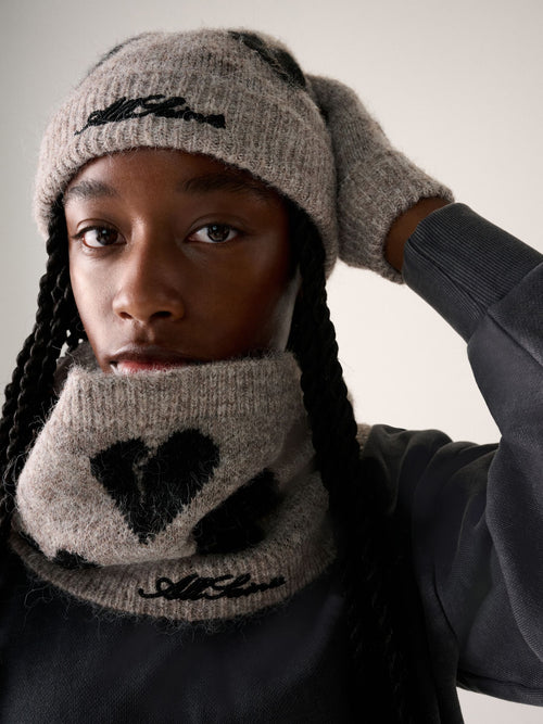 smALLSAINTS Taupe Knitted Heart Motif Snood - image 1