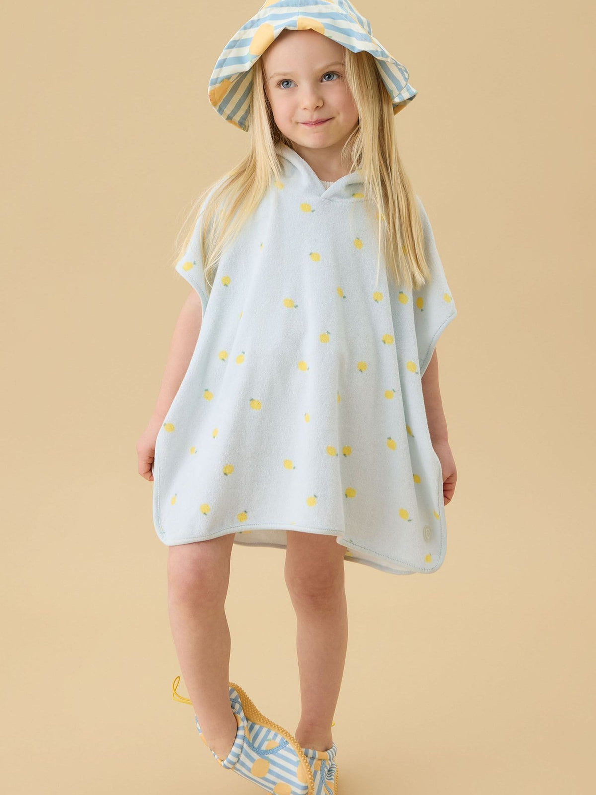 Dsiney Kidz - MORI Blue Lemon Print Soft Bath Poncho Towel image 1