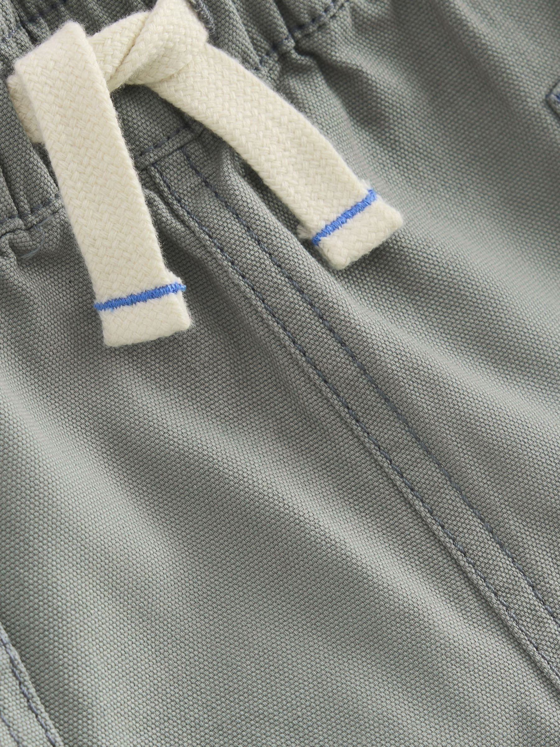 Dsiney Kidz - Boden Grey Cotton Pocket Shorts image 3