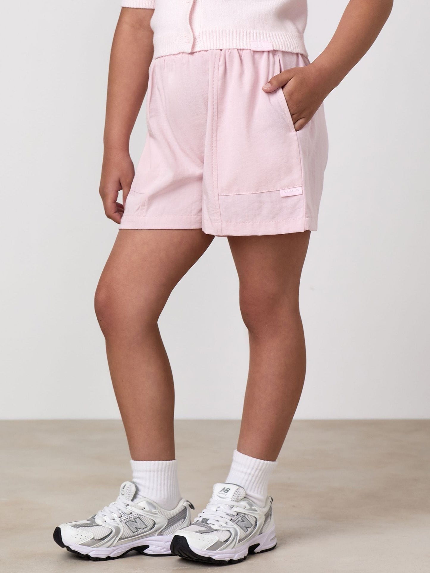 Dsiney Kidz - Gym King Pink Junior Signature Woven Shorts image 3
