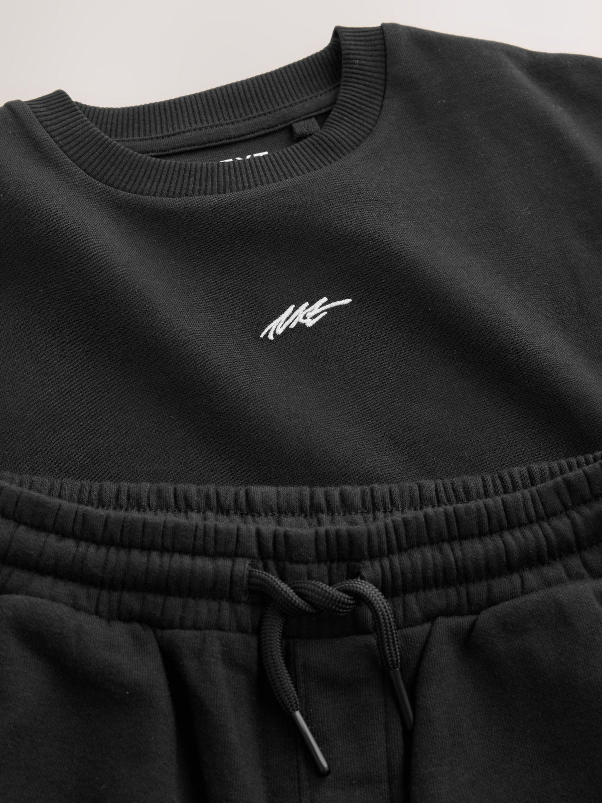 Black Relaxed Fit Heavyweight T-Shirt and Joggers Set (3-16yrs) - image 4