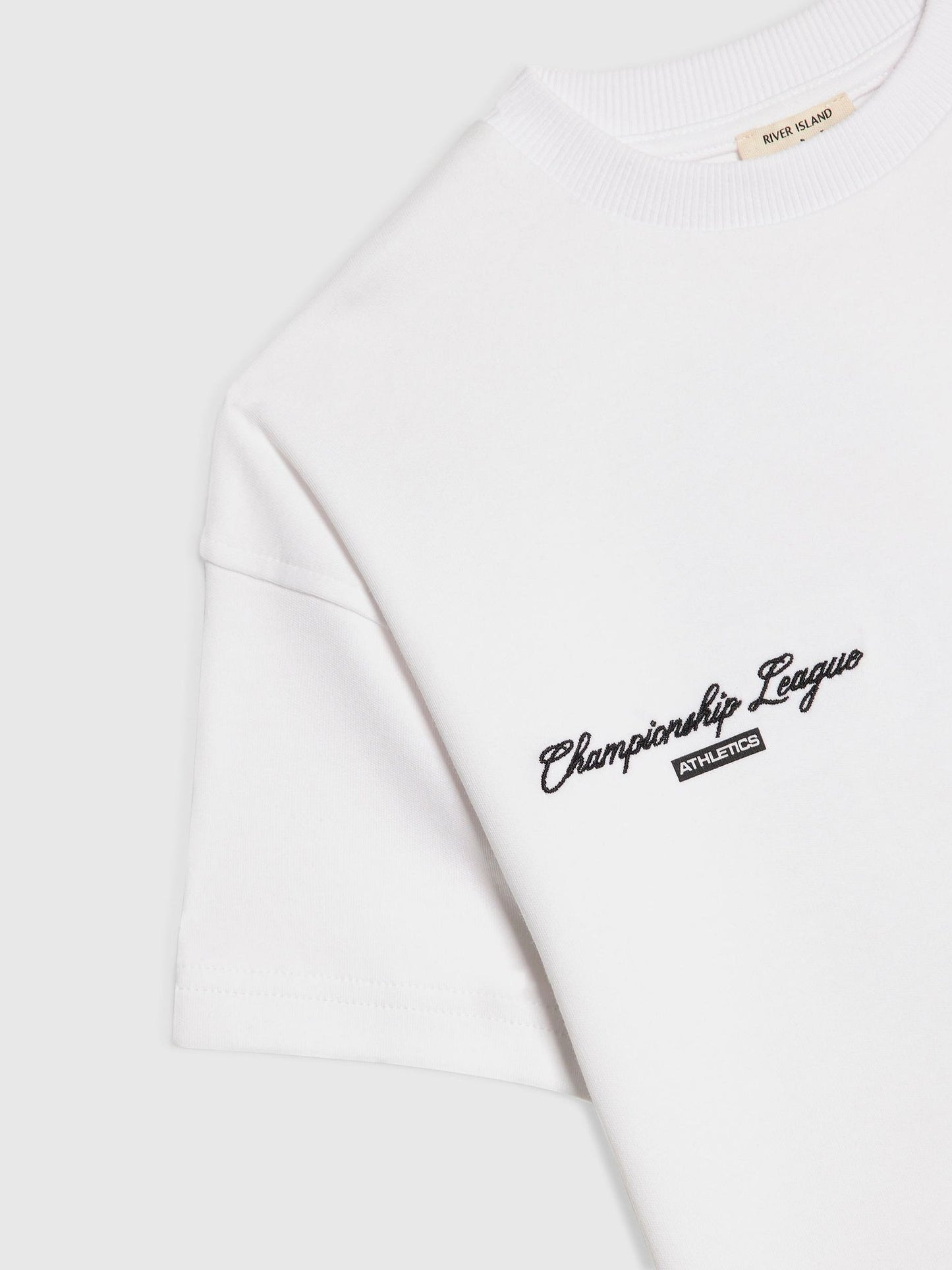 Dsiney Kidz - River Island White Oversized  Football Bear T-Shirt image 3