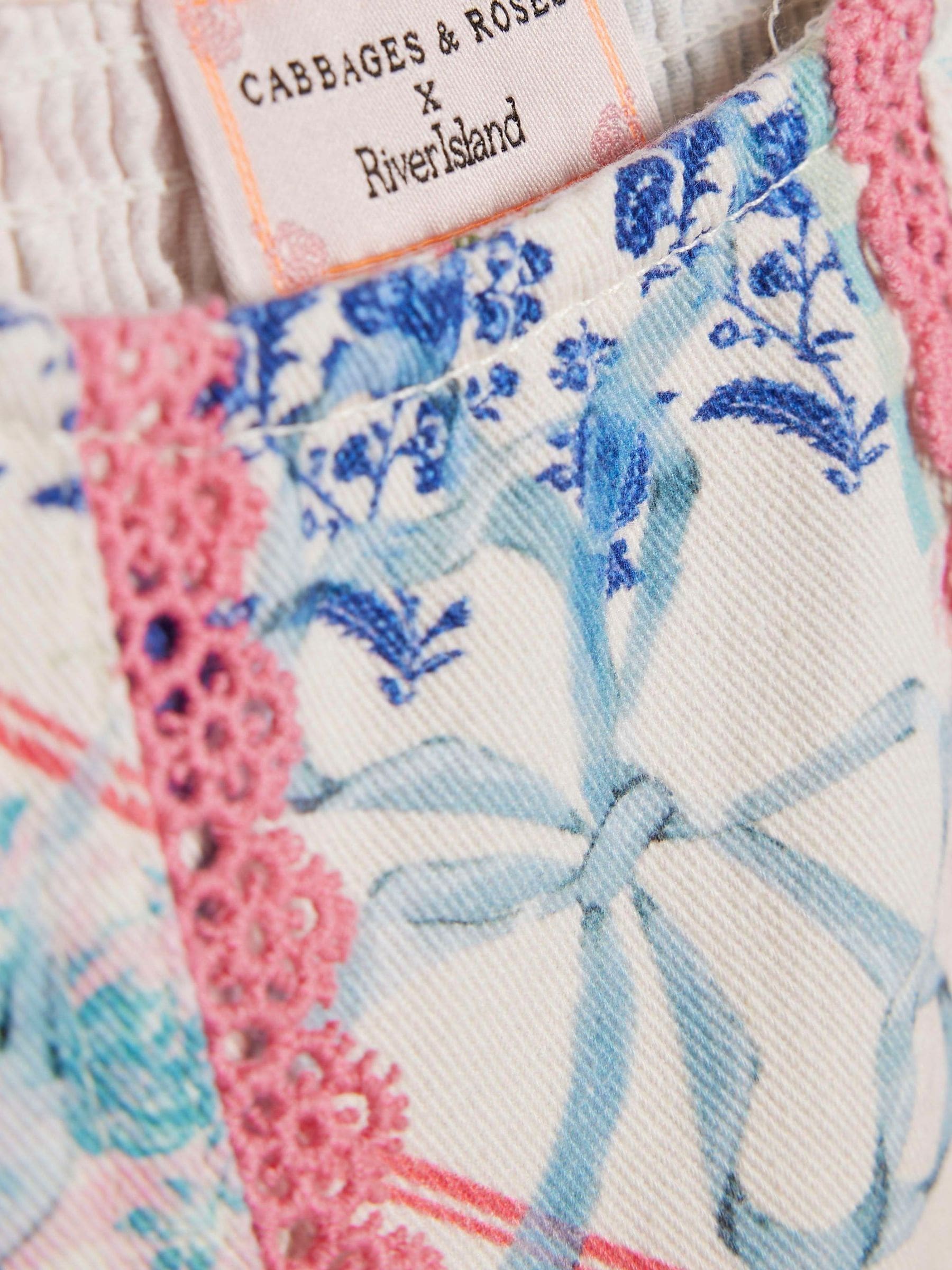 River Island Pink Cabbages & Roses Tiered Dress image 3