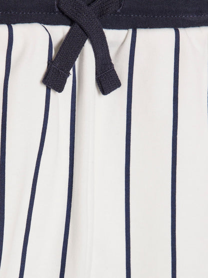 Dsiney Kidz - River Island White Oversized Baseball Stripe T-Shirt & Shorts Set image 5