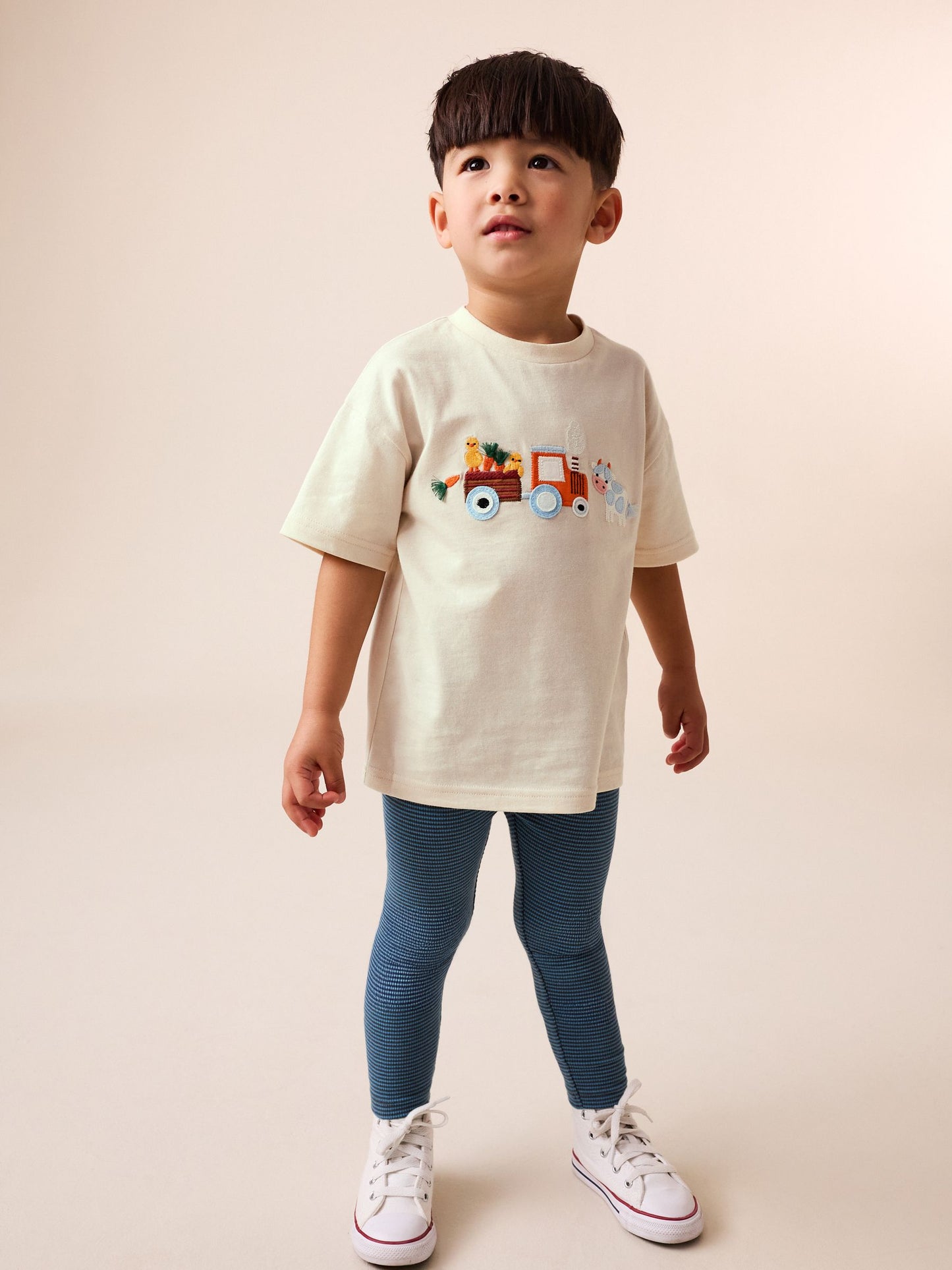 Neutral Farm Animals Short Sleeve T-Shirt and Leggings Set (3mths-7yrs) image 1