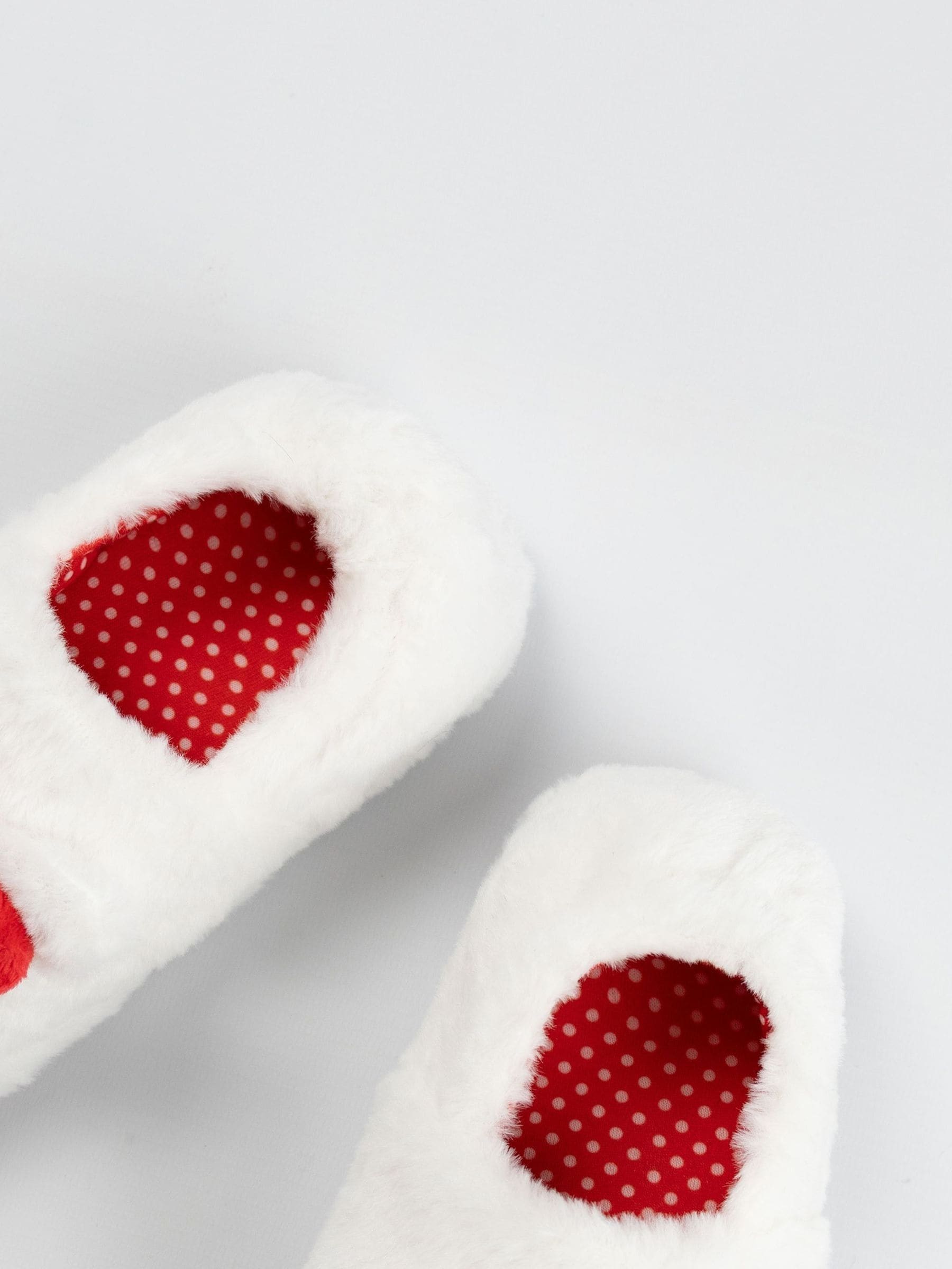 Vanilla Underground White Hello Kitty Character Face Slippers image 5