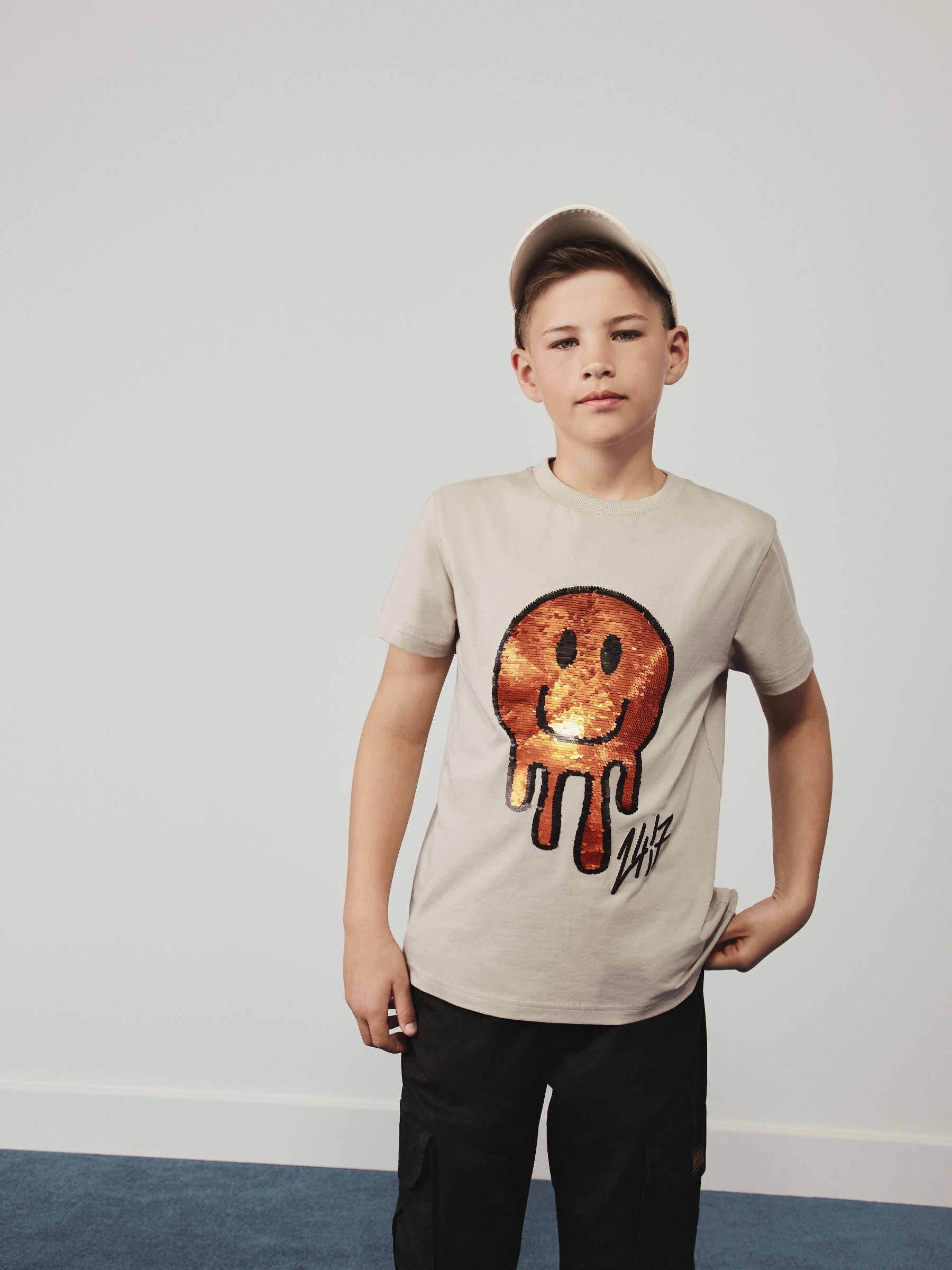 Dsiney Kidz - Cement Smile Sequin Regular Fit Short Sleeve Graphic Print T-Shirt (3-16yrs) image 3