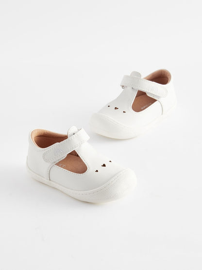 White Wide Fit (G) Crawler T-Bar Shoes