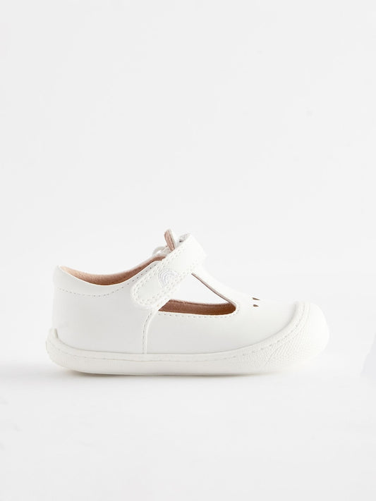 White Wide Fit (G) Crawler T-Bar Shoes