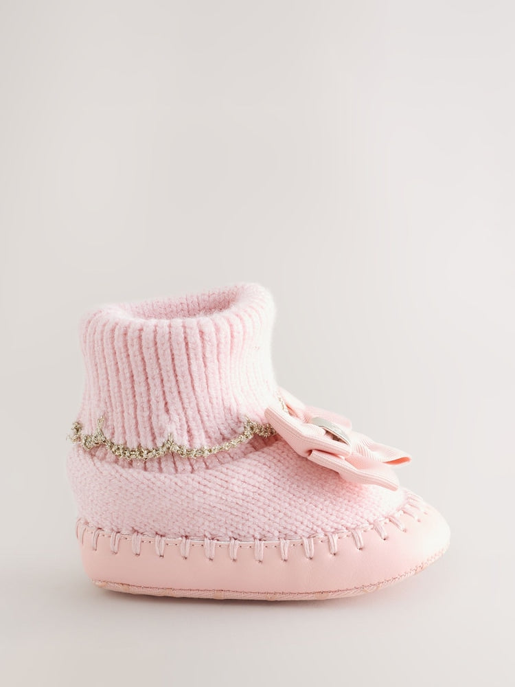 Baby Girls Scallop Edge Knitted Padders Booties with Bow