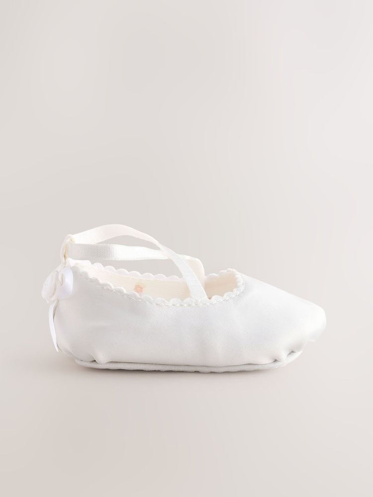 White Baby Bow Occassion Shoes (0-24mths)