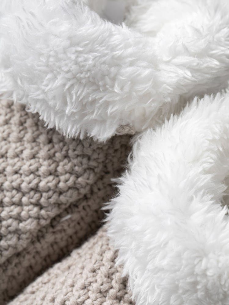 The Little Tailor Baby Knitted Plush Lined Boots